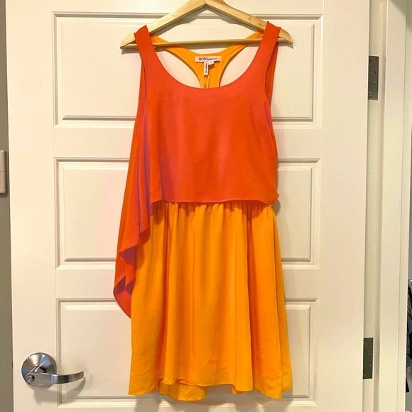 BCBGeneration Short Summer Dress Coral & Orange NWT Medium - Picture 1 of 11